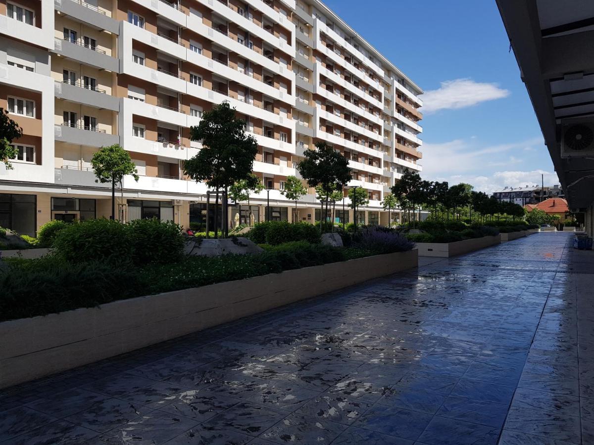 Apartman Vivo City Central 포드고리차 외부 사진
