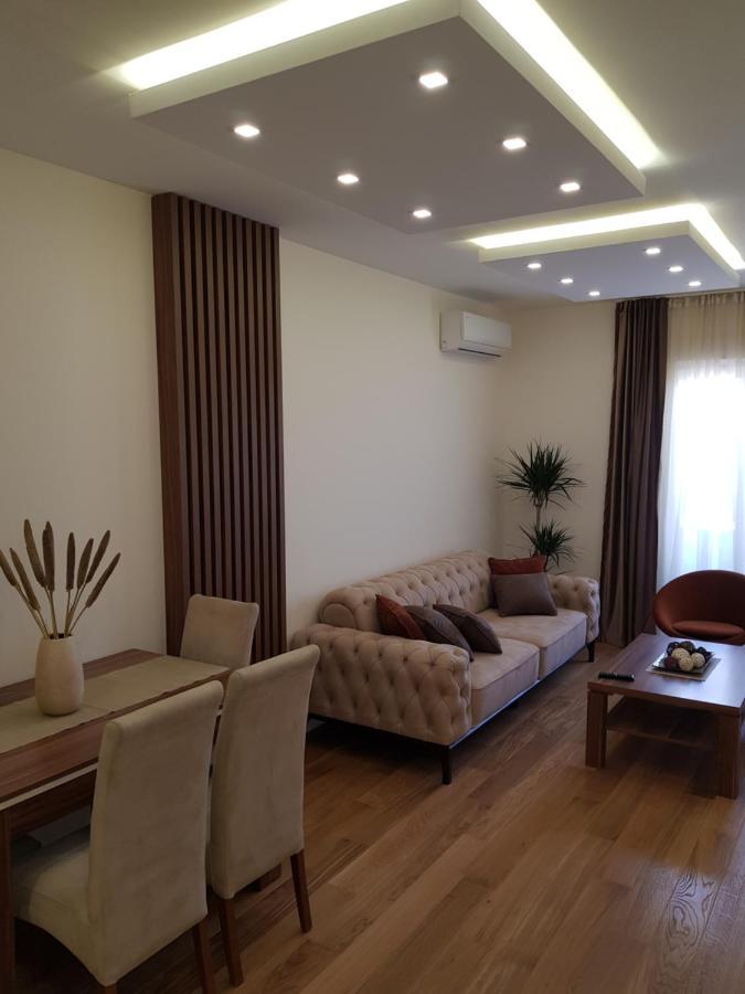 Apartman Vivo City Central 포드고리차 외부 사진